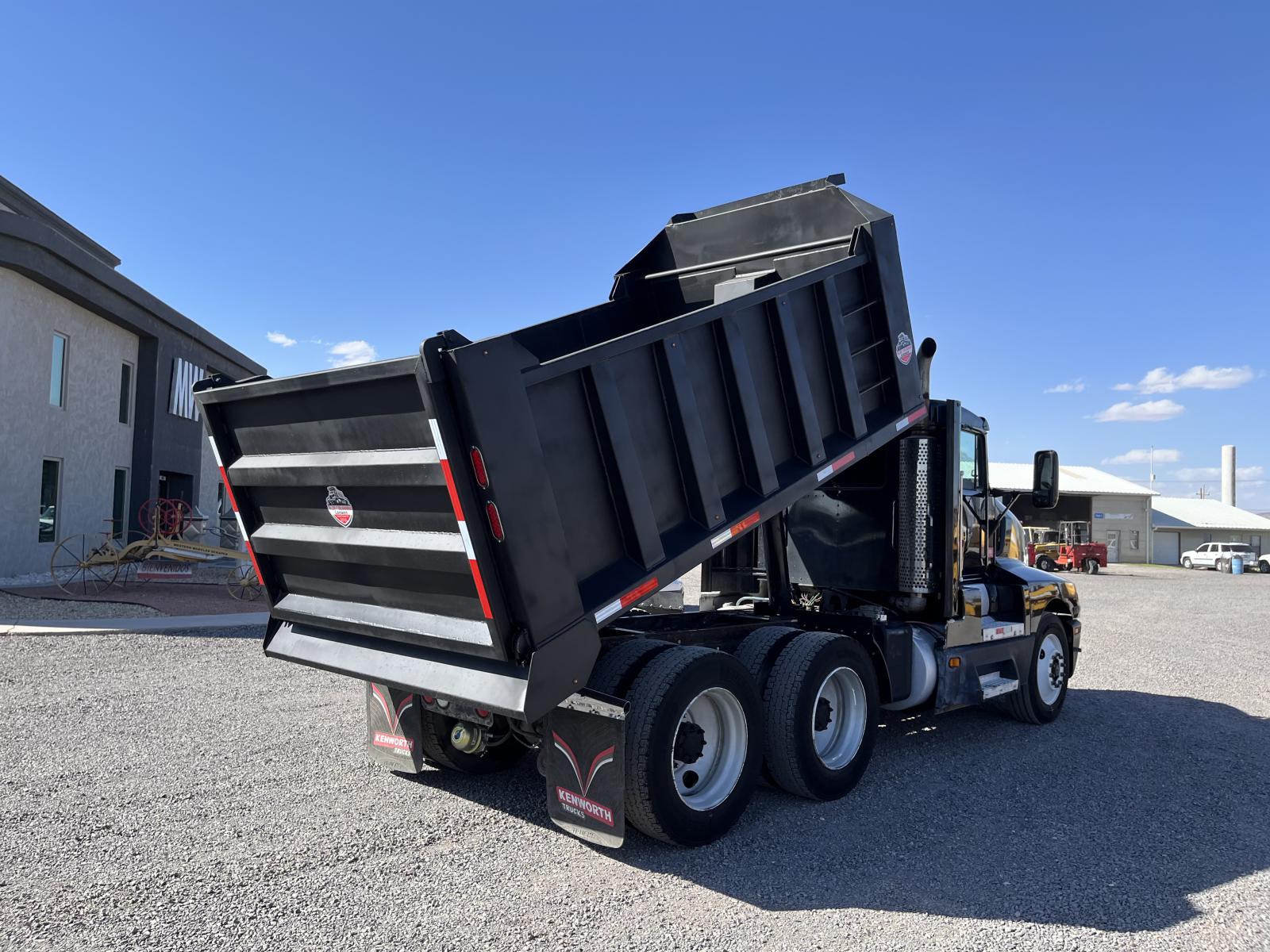 ./imagenes/INVOICE/2019/17622/KENWORTH T600 (5).JPG